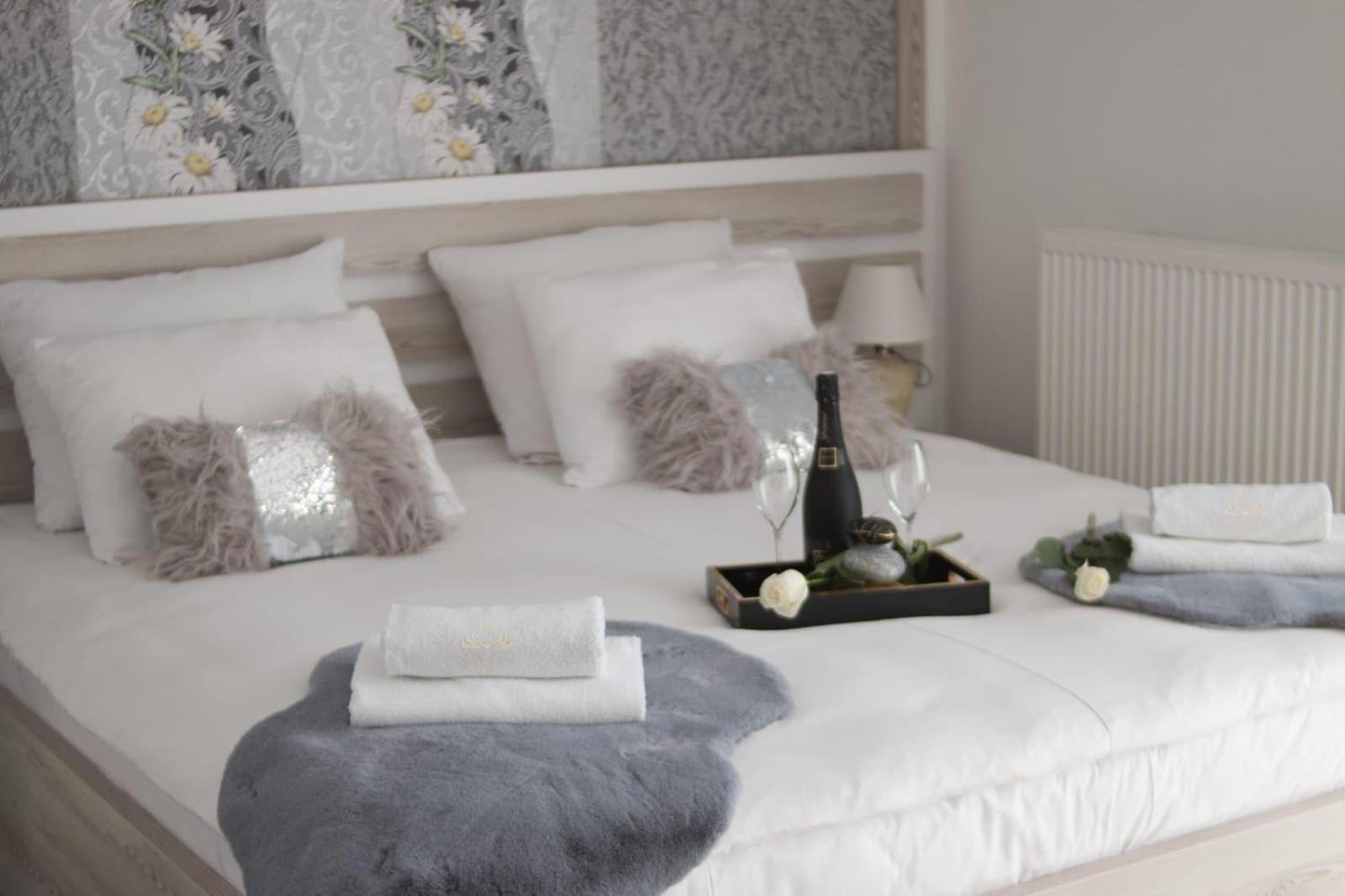 Aparthotel "Queen Zina" Vlašić Zewnętrze zdjęcie